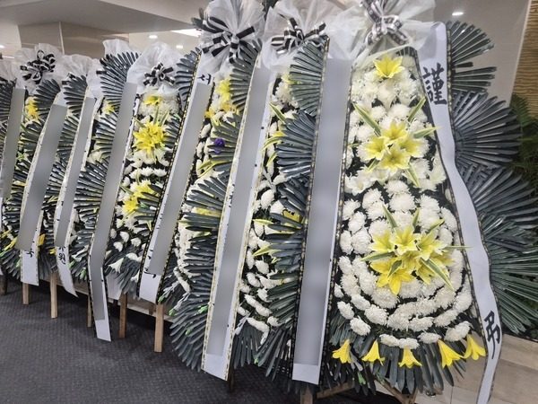 서울 서초구 장례식장 근조화환 배송 사진 4